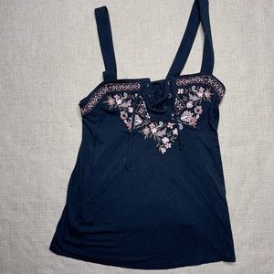 American Eagle Soft & Sexy top in excellent cond.